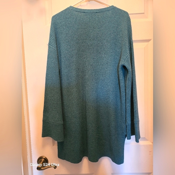 Womens LOFT Sweater - Picture 4 of 4